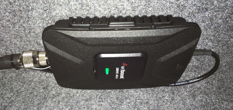 Cell Booster Mounter in Cabinet